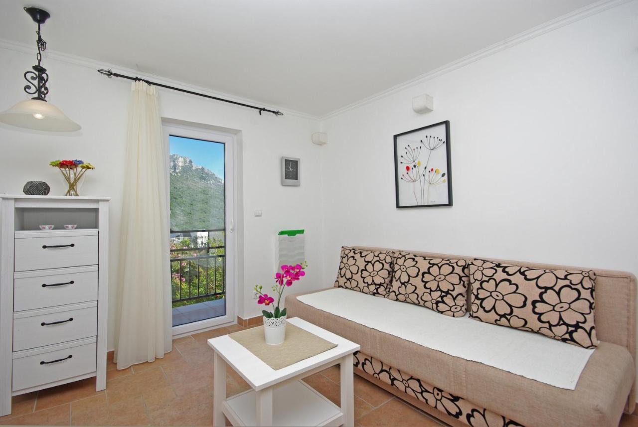 Apartamento Steinhaus Dalmatien Podaca Exterior foto