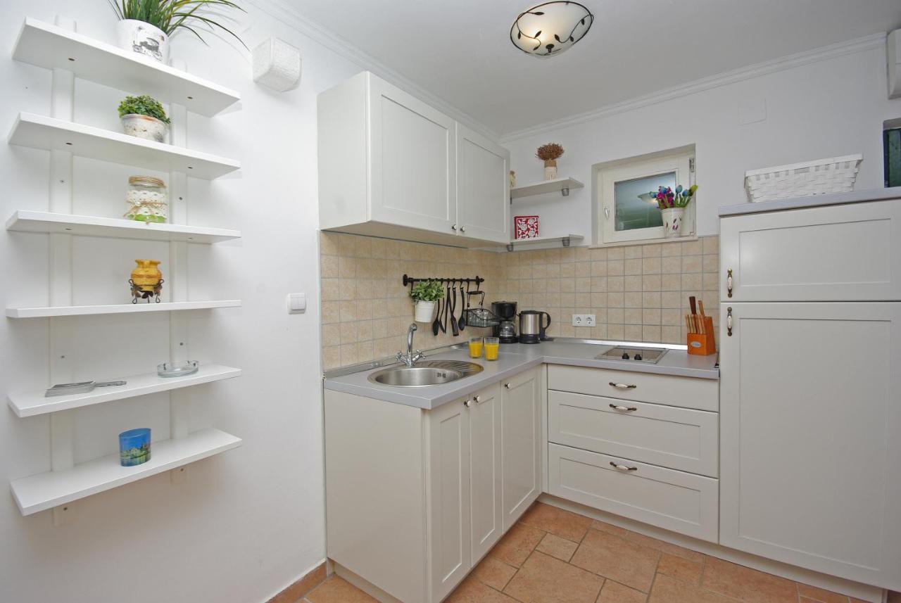 Apartamento Steinhaus Dalmatien Podaca Exterior foto