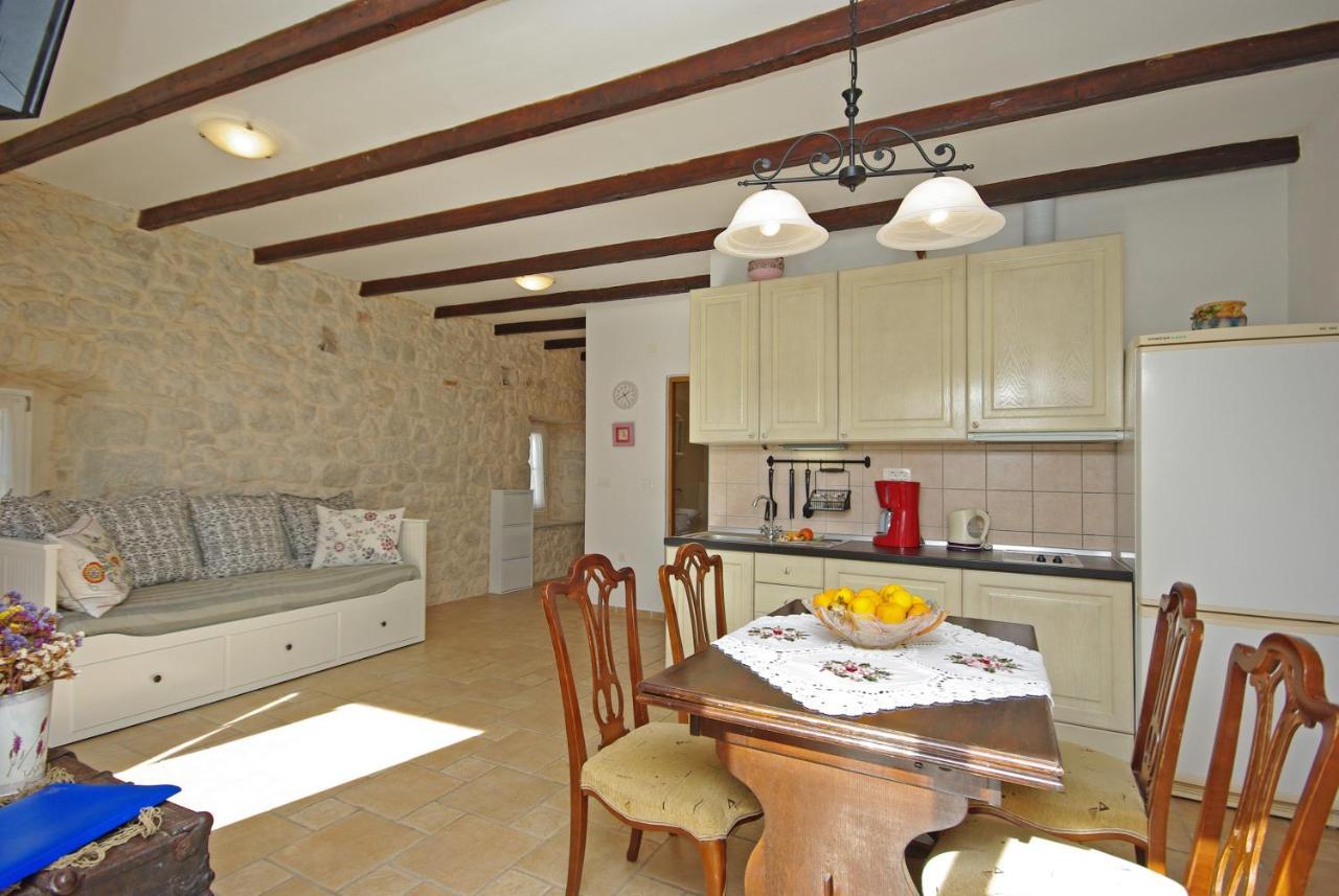Apartamento Steinhaus Dalmatien Podaca Exterior foto