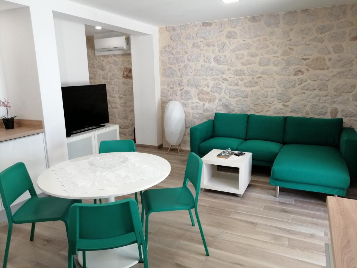 Apartamento Steinhaus Dalmatien Podaca Exterior foto